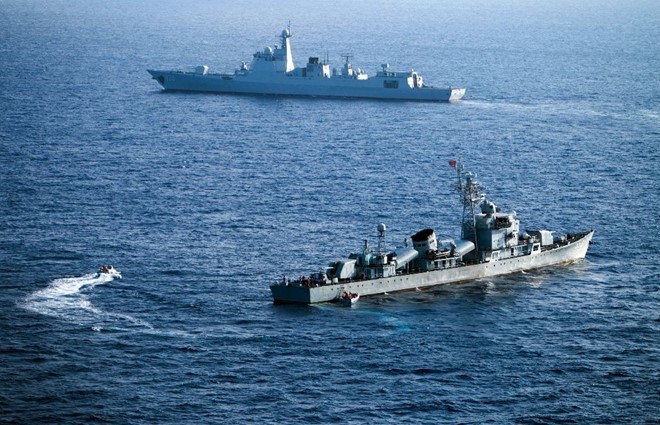Một nhóm tàu chiến của Trung Quốc. Ảnh: AFP.