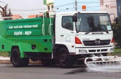 Ông Nguyễn Đức Chung: 'Một năm Hà Nội chi 70 tỷ đồng tưới nước rửa đường'