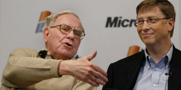 Định nghĩa thành công của Bill Gates và Warren Buffett