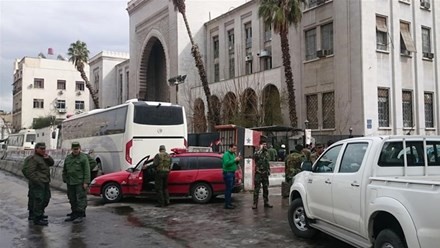 Lực lượng an ninh bên ngoài Điện Công lý ở Damascus sau vụ đánh bom hôm 15/3
