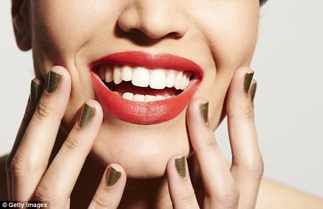 Vệ sinh răng miệng giúp ngăn ngừa các bệnh về răng và có thể giúp giảm nguy cơ mắc ung thư. Ảnh: Getty Images.