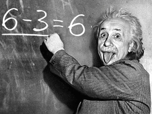 Chỉ số IQ của Albert Einstein chưa được xác định rõ ràng vì ông chưa bao giờ trải qua các bài kiểm tra. Song các chuyên gia ước đoán IQ của nhà khoa học thiên tài này nằm trong khoảng từ 160 đến 190.