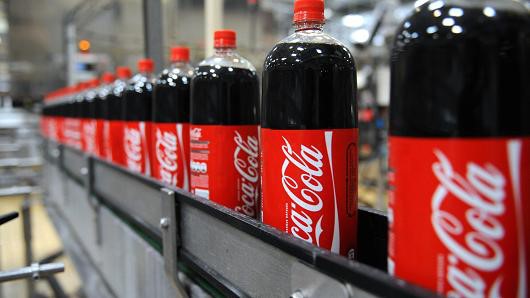 Coca Cola sa thải 1.200 nhân viên vì ế ẩm