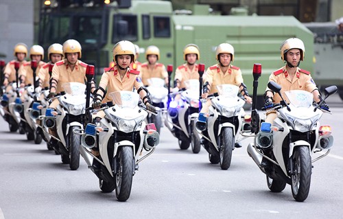 Hàng trăm cảnh sát giao thông sẽ tham gia đảm bảo trật tự, an toàn cho Hội nghị quan chức cấp cao APEC. Ảnh minh hoạ