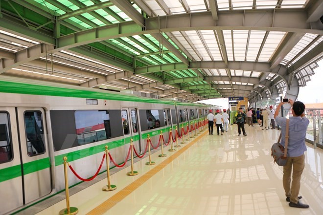Dự án đường sắt đô thị Cát Linh-Hà Đông mở cửa cho người dân tham quan.