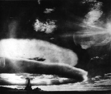Quả bom hạt nhân đầu tiên được Liên Xô thả từ máy bay. Ảnh: Wikipedia.