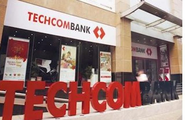 Techcombank trình cổ đông mua 222 triệu cổ phiếu quỹ và kế hoạch thoái 20% vốn của HSBC tại nhà băng này. Ảnh: TCB