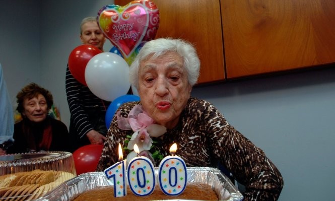 Tuổi thọ con người có thực sự dừng lại ở 115 năm - Ảnh: Guardian