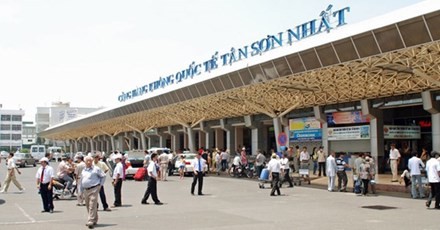 Bộ trưởng GTVT "lo lắng về tiến độ nâng công suất tiếp nhận của sân bay Tân Sơn Nhất"