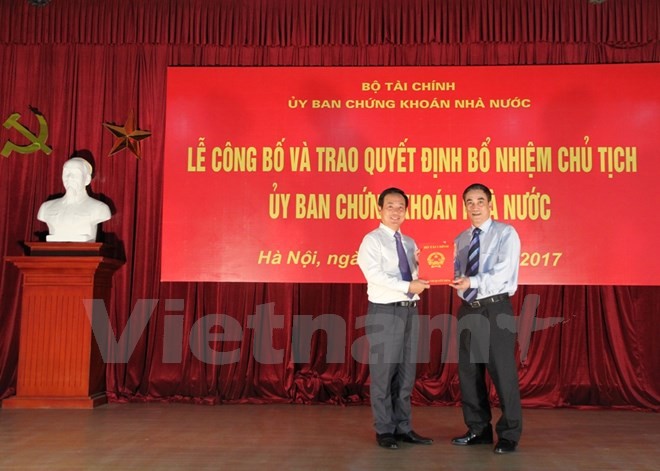 Lễ trao Quyết định bổ nhiệm ông Trần Văn Dũng giữ chức vụ Chủ tịch Ủy ban Chứng khoán Nhà nước, ngày 12/7.