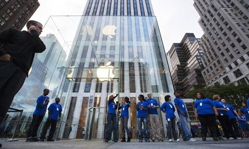 Riêng Apple nắm giữ khoảng 246,1 tỷ USD tiền mặt.