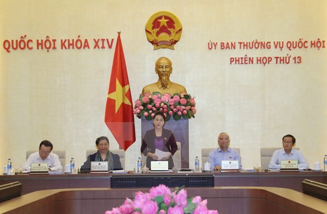 Chủ tịch Quốc hội Nguyễn Thị Kim Ngân chủ trì và phát biểu khai mạc Phiên họp thứ 13 của Ủy ban Thường vụ Quốc hội. 