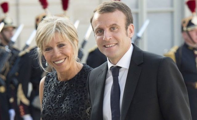 Tổng thống Pháp Emmanuel Macron và phu nhân Brigitte Macron (Ảnh: AFP)