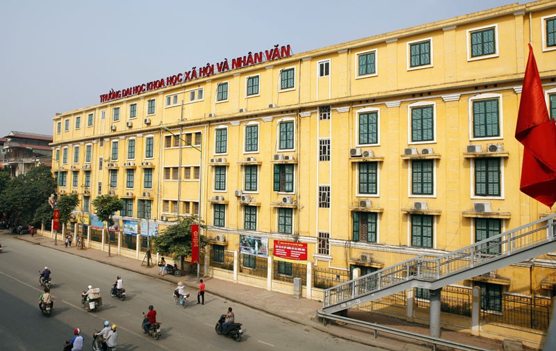 Đại học KHXH & NV Hà Nội công bố điểm chuẩn cao kỷ lục