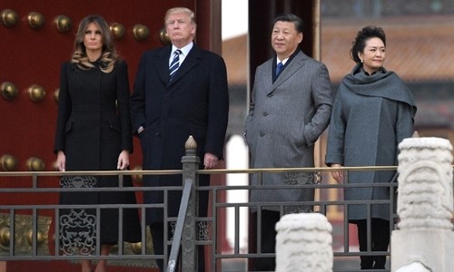 Vợ chồng Tổng thống Mỹ Trump và vợ chồng Chủ tịch Trung Quốc Tập Cận Bình tại Tử Cấm Thành ngày 8/11. Ảnh: AFP.