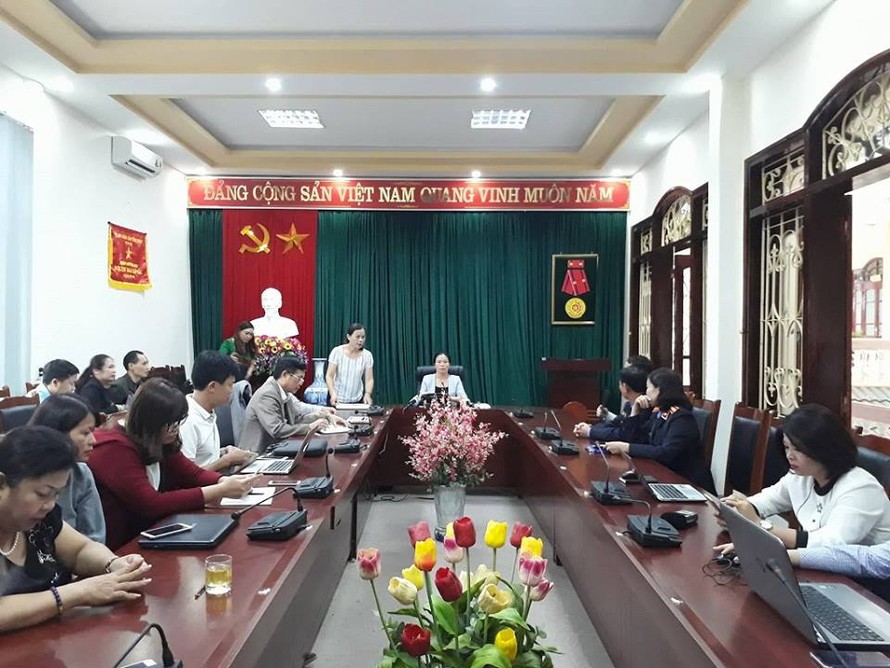 Buổi họp tại Ban Tuyên giáo Sơn La. Ảnh: Vietnamnet