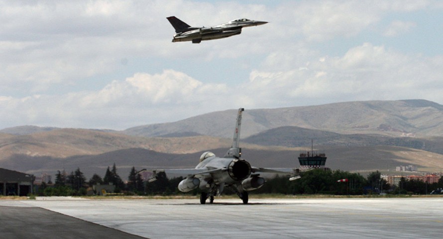 Chiến sự Syria: Thổ Nhĩ Kỳ tiến hành không kích trong lãnh thổ Iraq