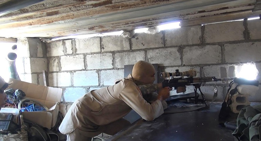 Chiến sự Syria: Lực lượng đối lập dùng súng bắn tỉa uy hiếp dân thường tại Đông Ghouta