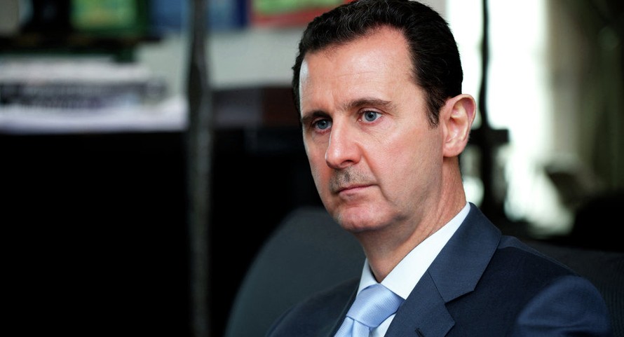 Tổng thống Assad gửi trả Bắc Đẩu bội tinh, lên tiếng chỉ trích Pháp