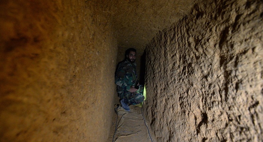 [VIDEO] Khám phá hệ thống đường hầm của phiến quân Syria 