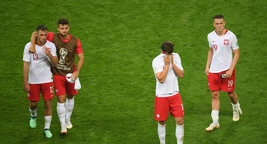 HLV và cầu thủ Ba Lan lý giải cho thất bại khó hiểu trước Comlombia