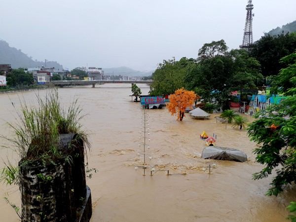 Mực nước sông dâng rất cao tại tỉnh Hà Giang. Ảnh: Báo Hà Giang