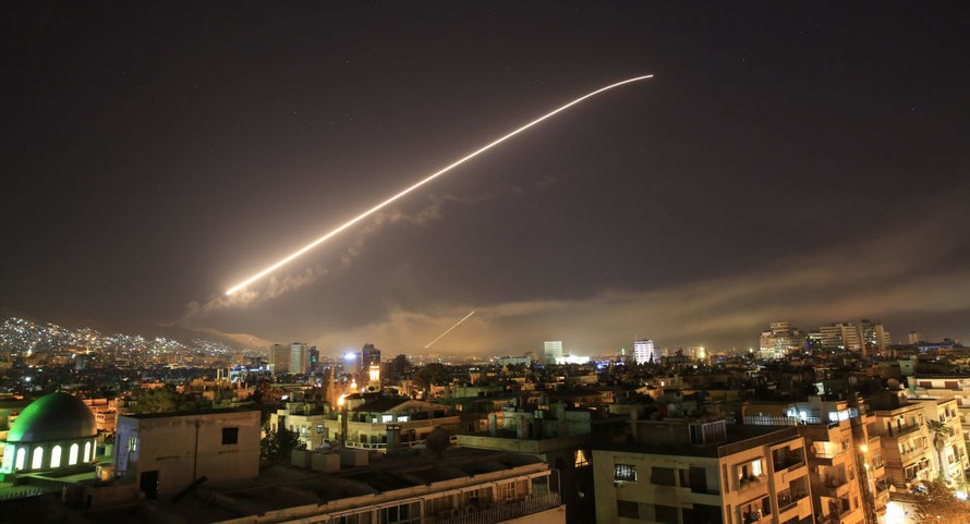 Chiến sự Syria : Israel không kích tỉnh Quneitra 