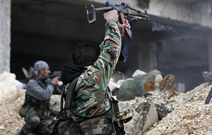 Chiến sự Syria: Quân chính phủ đột kích IS ở phía đông Sweida