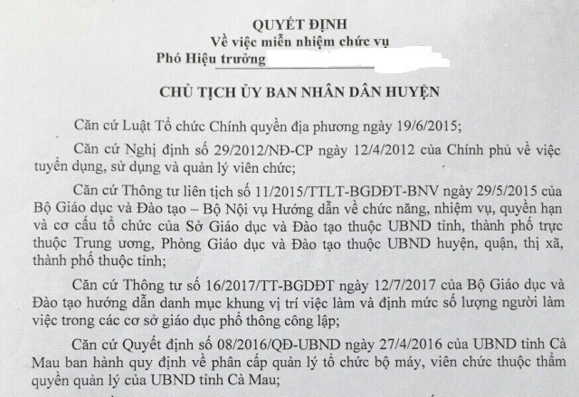 Một quyết định miễn nhiệm Phó Hiệu trưởng của UBND huyện Thới Bình (Cà Mau). Ảnh: Dân Trí