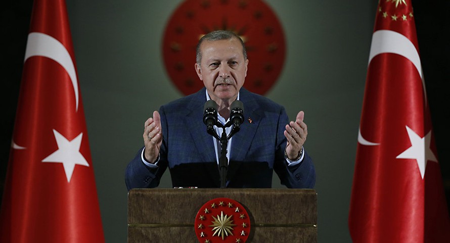 Tổng thống Erdogan thúc giục người dân vững vàng trước các đón tấn công kinh tế của Mỹ