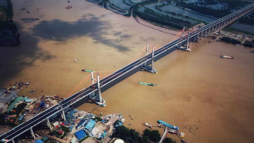 Cầu Bạch Đằng nối Quảng Ninh và Hải Phòng. Ảnh: Zing