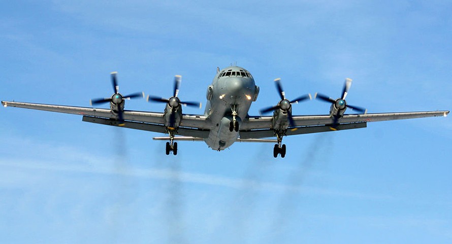 Bộ Quốc phòng Nga: Máy bay Il-20 bị tên lửa Syria bắn hạ