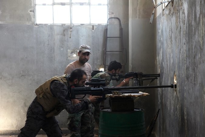 Chiến sự Syria: Giao tranh nổ ra giữa quân chính phủ và phiến quân tại Aleppo