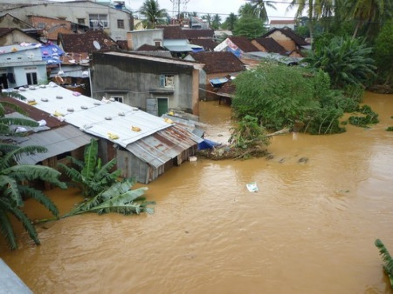 Mực nước lũ dâng cao, các tỉnh đồng bằng sông Cửu Long có nguy cơ ngập lụt