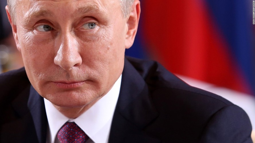 Tổng thống Putin kêu gọi tất cả các nước rút quân khỏi Syria 