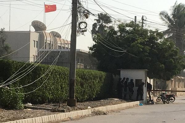 Pakistan xác nhận 4 người thiệt mạng trong vụ khủng bố lãnh sự quán Trung Quốc 