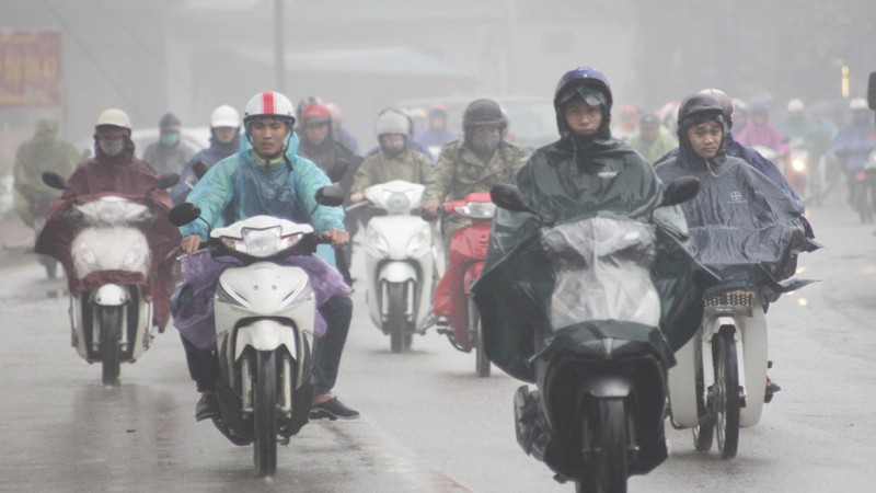 Không khí lạnh tăng cường gây mưa rét cho các tỉnh Bắc Bộ và Trung Bộ