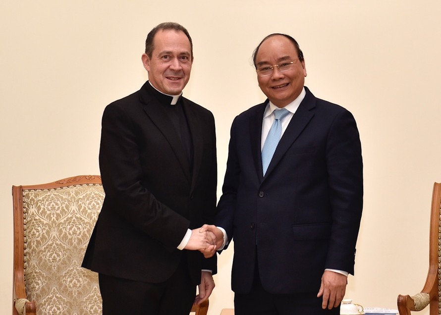 Thủ tướng tiếp Thứ trưởng Ngoại giao Toà thánh Vatican