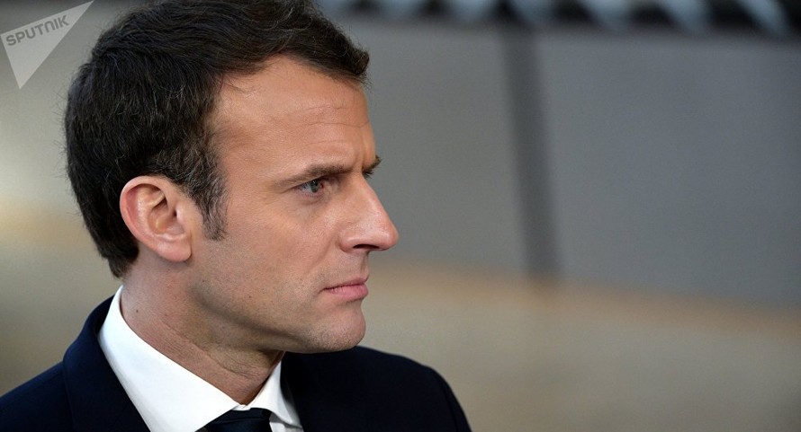 Tổng thống Pháp đưa ra sáng kiến nhằm chấm dứt làn sóng biểu tình