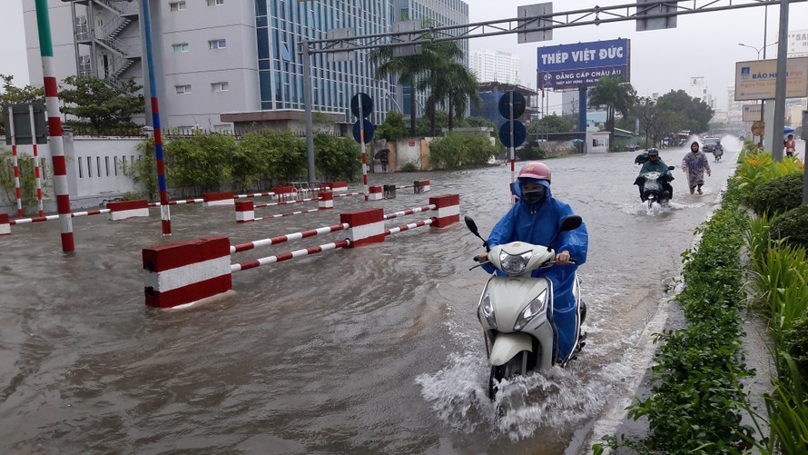 Thời tiết 18/1: Các tỉnh Nam Trung Bộ tiếp tục có mưa to đến rất to