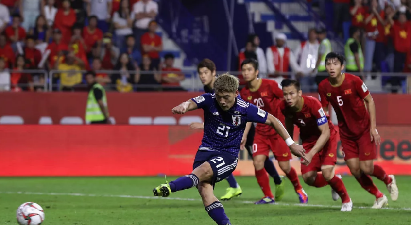Ritsu Doan ghi bàn thắng duy nhất của trận đấu. Ảnh: Fox Sport Asia 