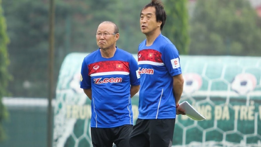 Trợ lý Lee Young-jin có thể dẫn dắt một đội tuyển trong năm 2019