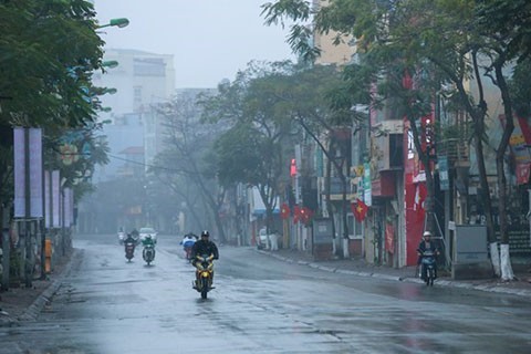 Thời tiết ngày 18/3: Miền Bắc trời rét, Nam Bộ và Tây Nguyên mưa dông vào cuối ngày