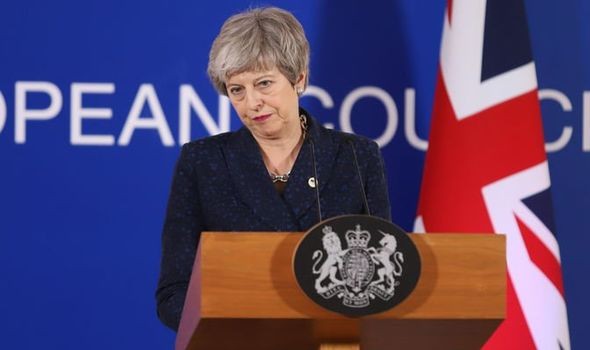 Thủ tướng May: Nhiều người chán ngấy sự chậm trễ và muốn Brexit 'cứng'