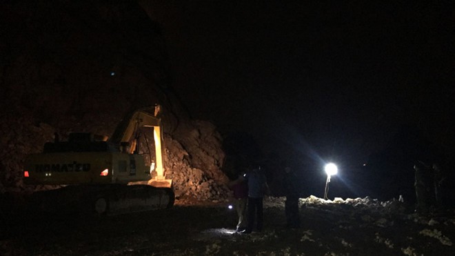 Huy động 200 người truy tìm công nhân mất tích tại mỏ đá