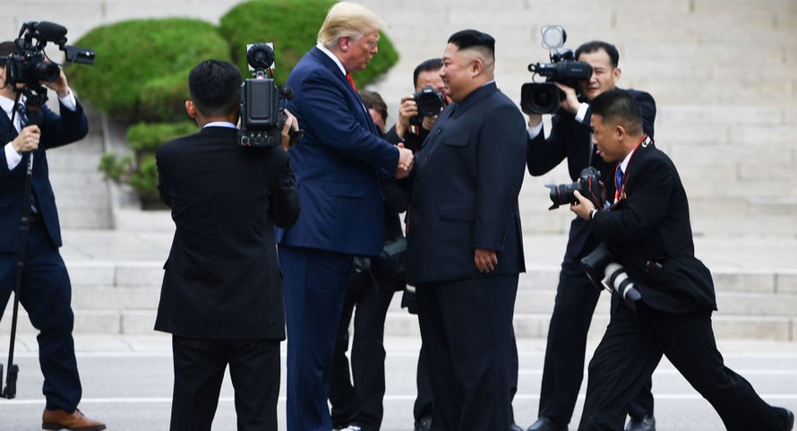 Ông Trump không lo ngại về vụ phóng tên lửa của Triều Tiên