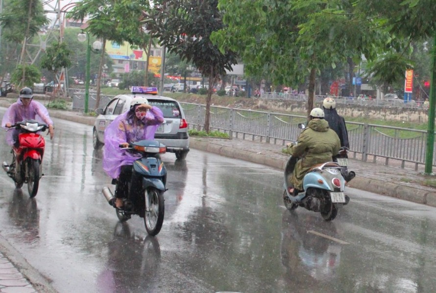 Thời tiết ngày 15/8: Các tỉnh Bắc Bộ đón mưa dông giải nhiệt
