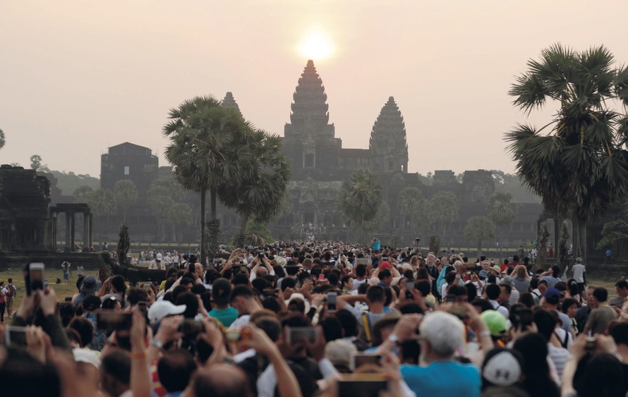 Quá tải du lịch đe dọa Di sản Thế giới Angkor Wat 