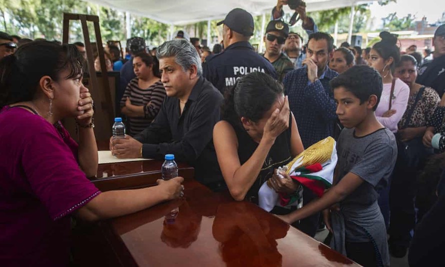 Vụ phục kích 13 cảnh sát Mexico: 'Họ đã bị đẩy tới một lò mổ'