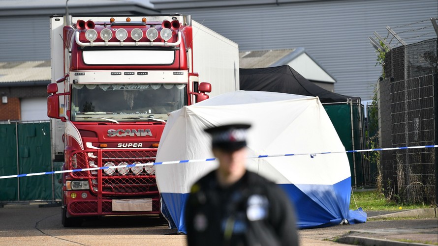 Thủ tướng chỉ đạo xác minh vụ việc 39 người trong container ở Anh